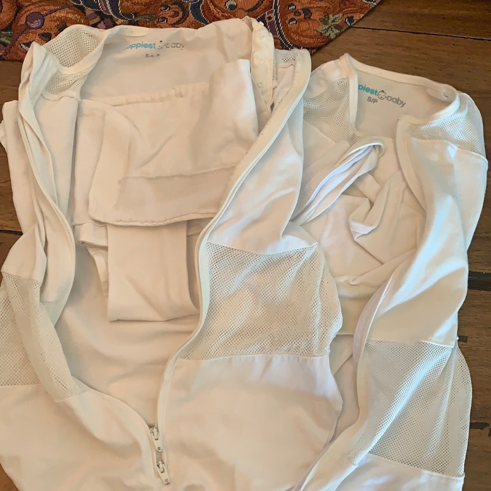 Small Happiest Baby Snoo swaddles.